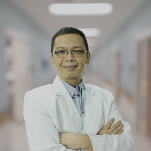 Rekomendasi Dokter Ortopedi Bandung Terbaik untuk Masalah Kesehatan Tulang dan Sendi Anda - dr. Herry Herman, Sp.OT