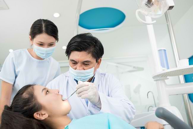 5 Rekomendasi Dokter Gigi di Bandung Buka di Hari Minggu